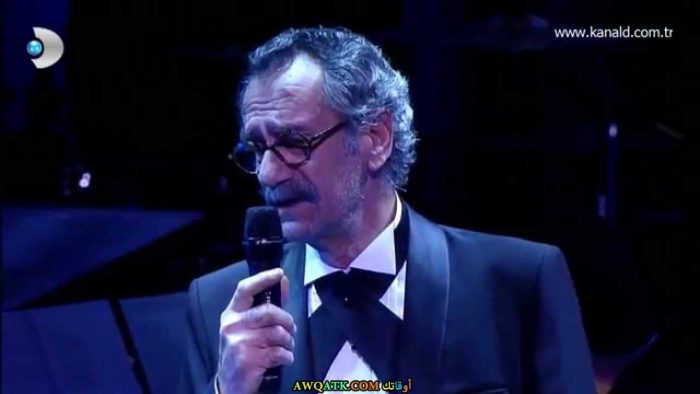 صورة قديمة للممثل مندريس menderes samancılar