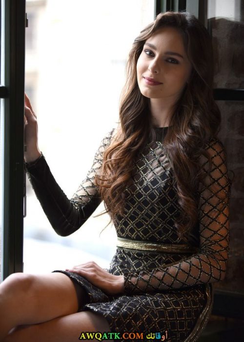 بوستر الفنانة التركية جيسيكا مي