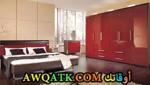 غرفة نوم باللون الأحمر الرمانسى والجذاب