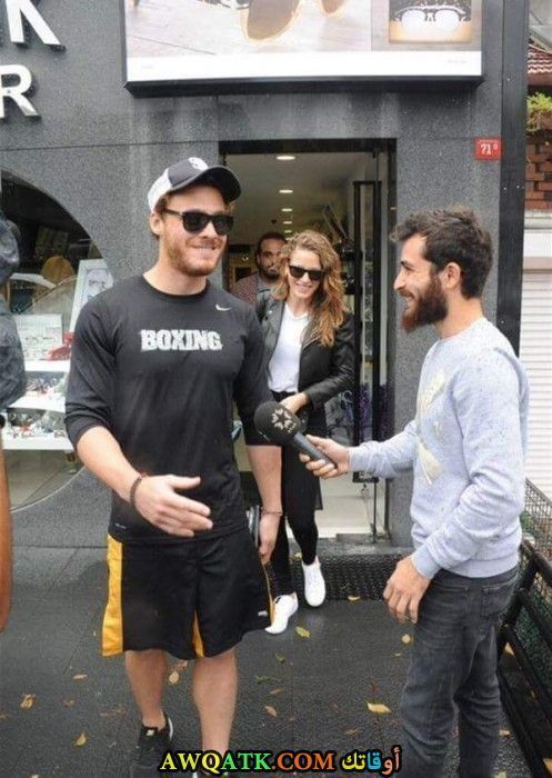 كرم و الممثلة سيريناي ساريكايا