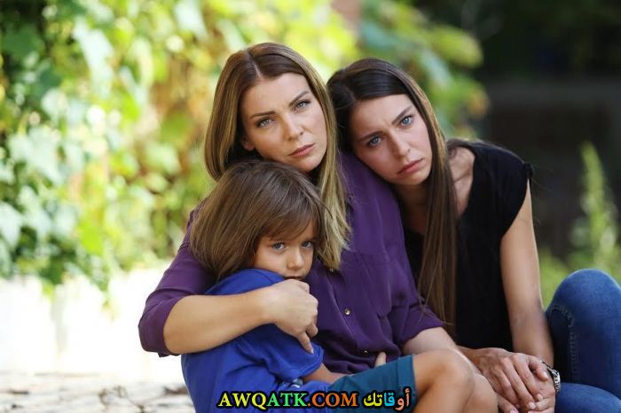 أحلى صورة للفنانة الجميلة اوزجي اوزبيرك