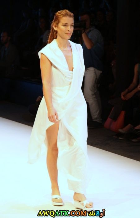 صورة الفنانة التركية اوزجي اوزبيرك صورة جميلة وروعة