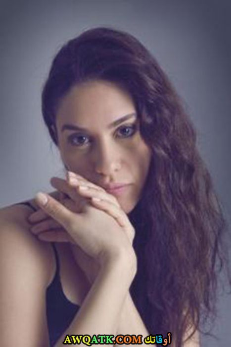 بوستر الفنانة التركية ايفريم الايسا
