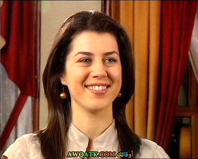 أحدث صورة للفنانة التركية سيفينش غورسين أكيلدز