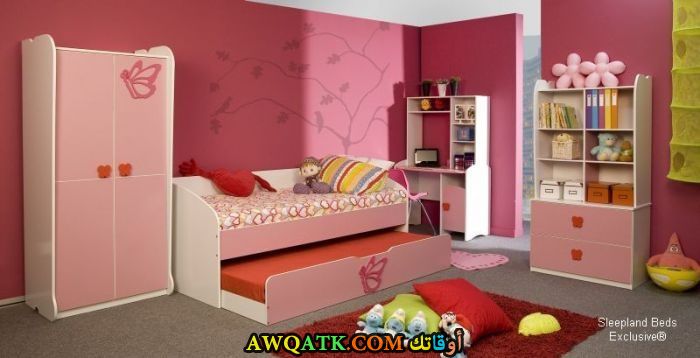 غرفة نوم باللون البينك روعة