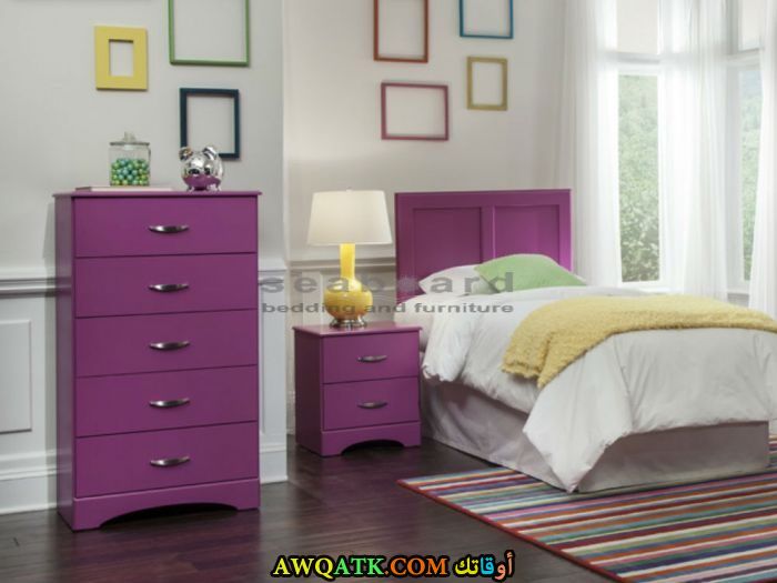 غرفة نوم باللون الموف رائعة