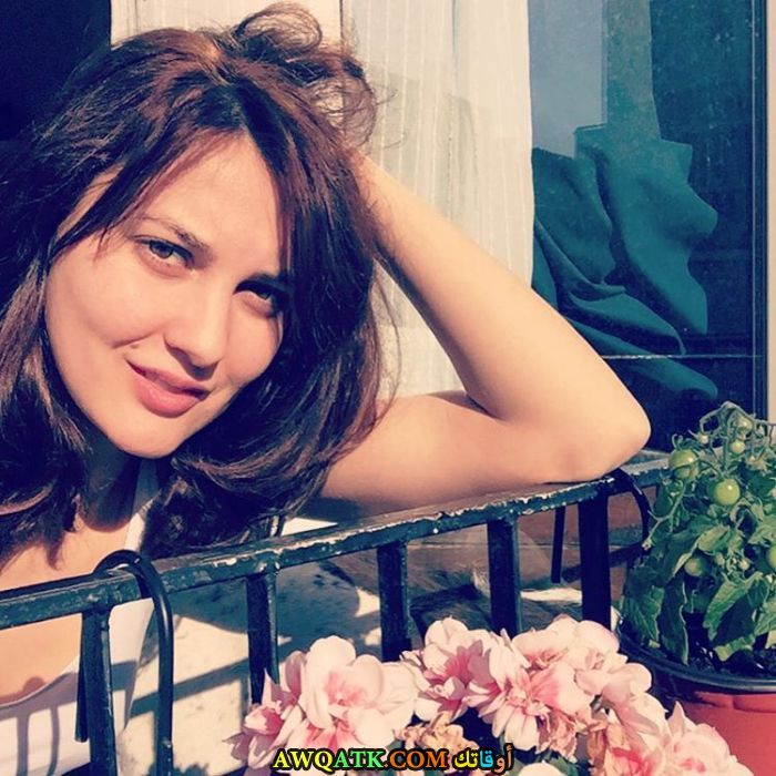أحدث صورة للفنانة التركية مينا كيليتش