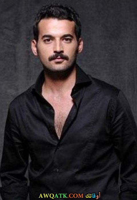 بوستر الفنان التركي اورهان شيمشيك