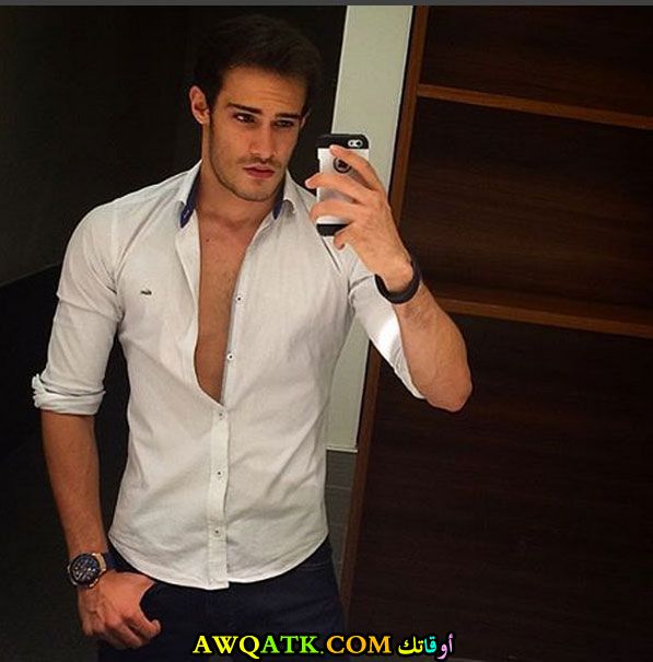 أحدث صورة للفنان التركي باتوهان كاراجا كايا
