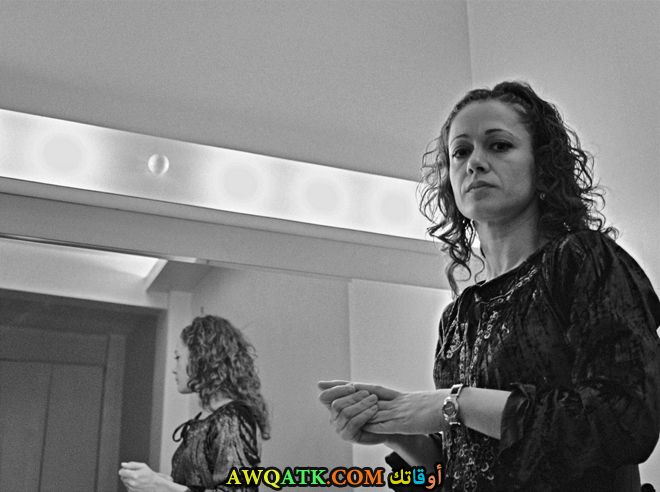 صورة روعة للفنانة بننو يلدرملار