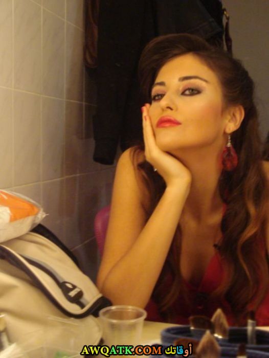 صورة الفنانة التركية توجشي ارسوي صورة جميلة وروعة