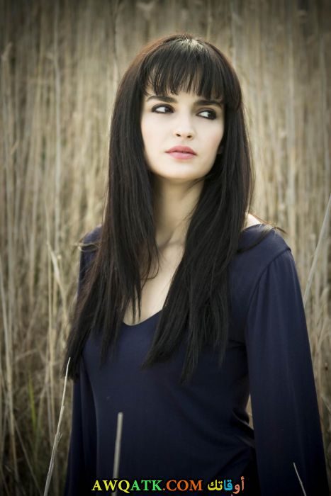 بوستر الفنانة التركية سيلين ديميراتار