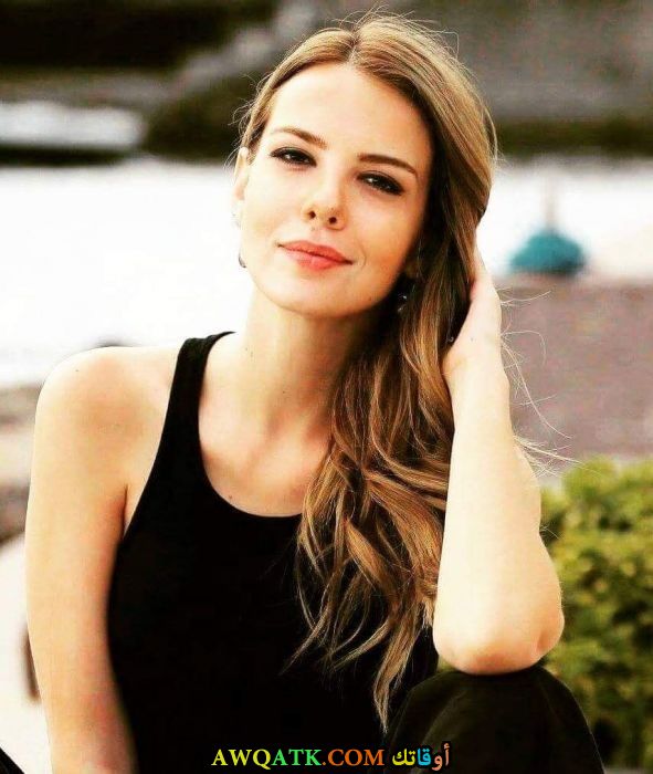 لعشاق الفنانة سيلين سويدار صورة جميلة وجديدة