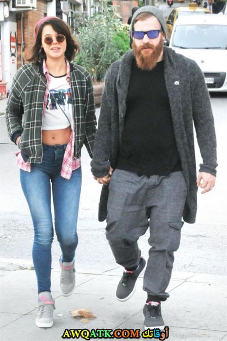 صورة الفنانة التركية سيلين سيفين وزوجها 