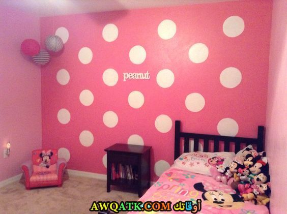 غرفة نوم ميكي باللون البينك