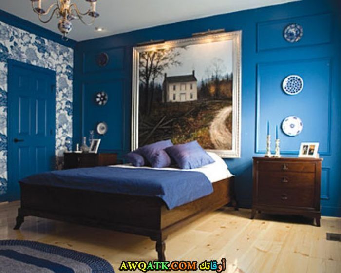 غرفة نوم زرقاء رائعة