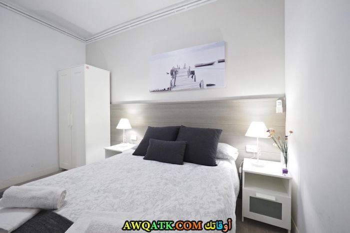 غرفة نوم بيضاء شيك جداً