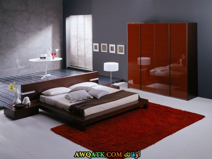 غرفة نوم حمراء رائعة