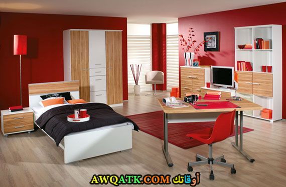 غرفة نوم باللون الأحمر جميلة
