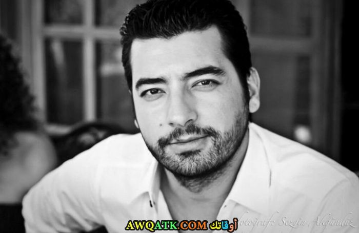 صورة جديدة للنجم التركي ميرت ألتينشيك