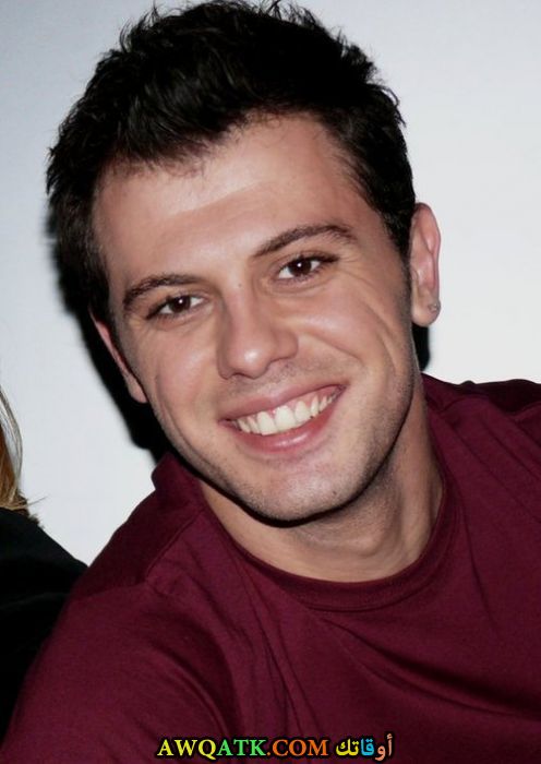 بوستر الفنان التركي يوسف اكغون