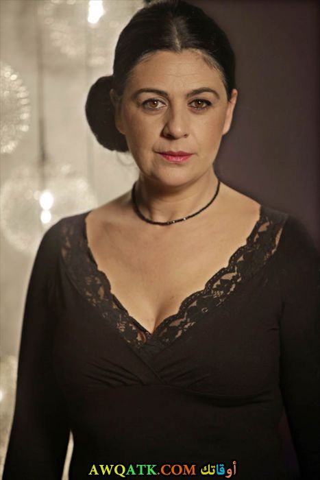 أحلى وأروع بوستر للفنانة التركية الجميلة ﺯﻳﻨﻮ ﺍﻳﺮﺍﺟﺎﺭ