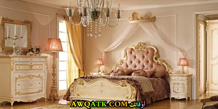 غرف نوم إيطالية باللون البيج والبني 2107