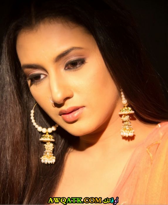 لعشاق الفنانة أديتي غوبتا صورة جميلة وجديدة