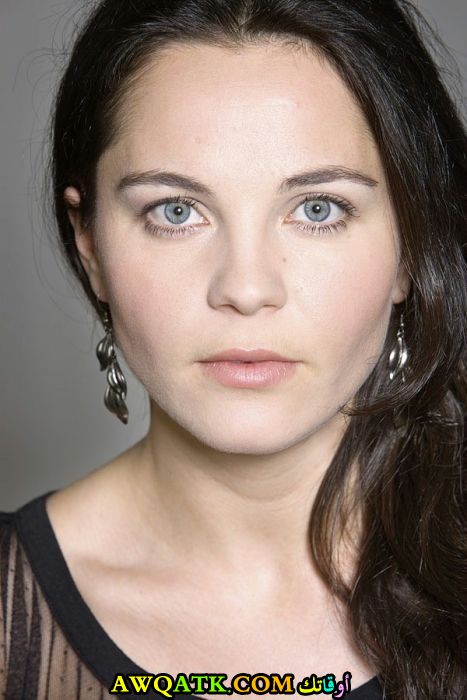 صورة الفنانة التركية تولين أوزين صورة جميلة وروعة