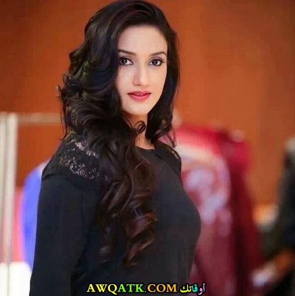 صورة للفنانة راتي باندي