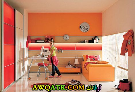 غرفة نوم شيك باللون البرتقالي