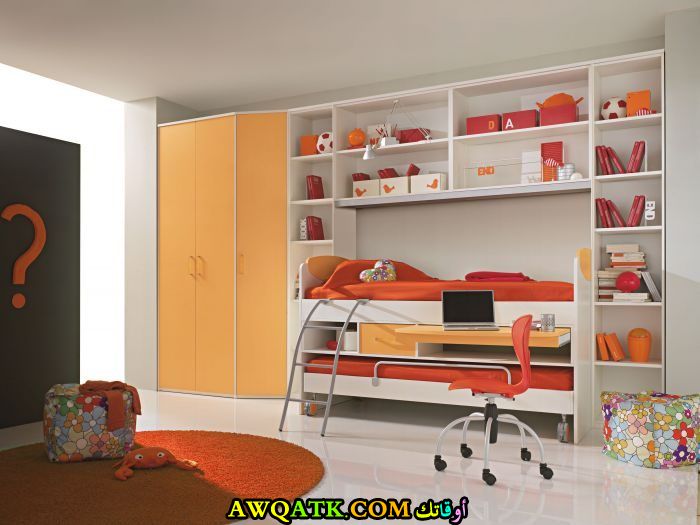 غرفة نوم برتقالية روعة 