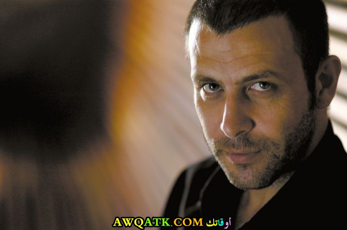 صورة روعة للفنان نيجات ايسلر