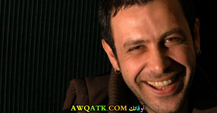 بوستر الفنان التركي نيجات ايسلر