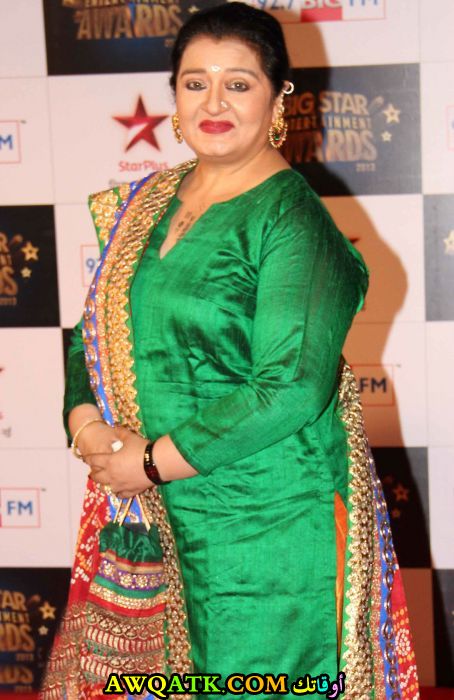 صورة للفنانة أبارا ميهتا