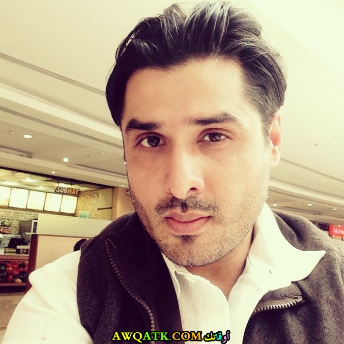 صورة جديدة للنجم الهندي بانكيت ثاكر