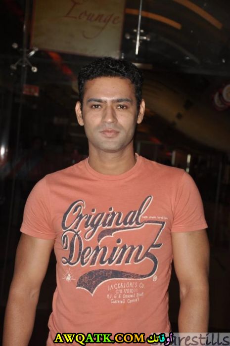 أحدث صورة للفنان الهندي بهانو عدي