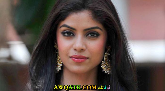 أحلى صورة للفنانة الجميلة سايانتاني غوش