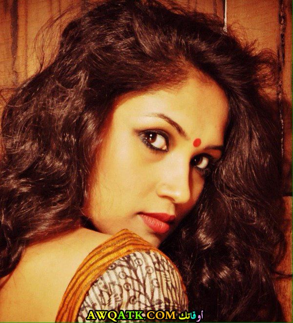 صورة روعة للفنانة شروتي بابنا