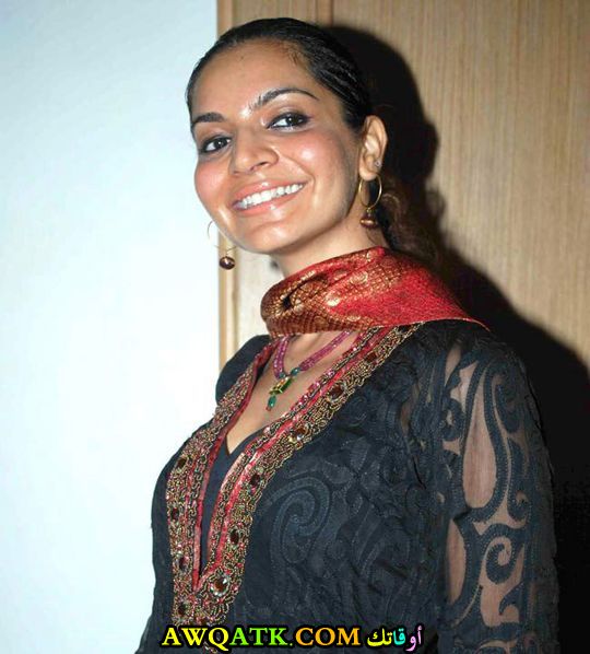 صورة للفنانة شويتا كاواترا