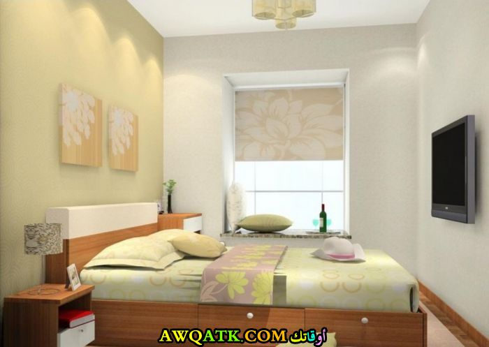غرفة نوم جميلة وجديدة