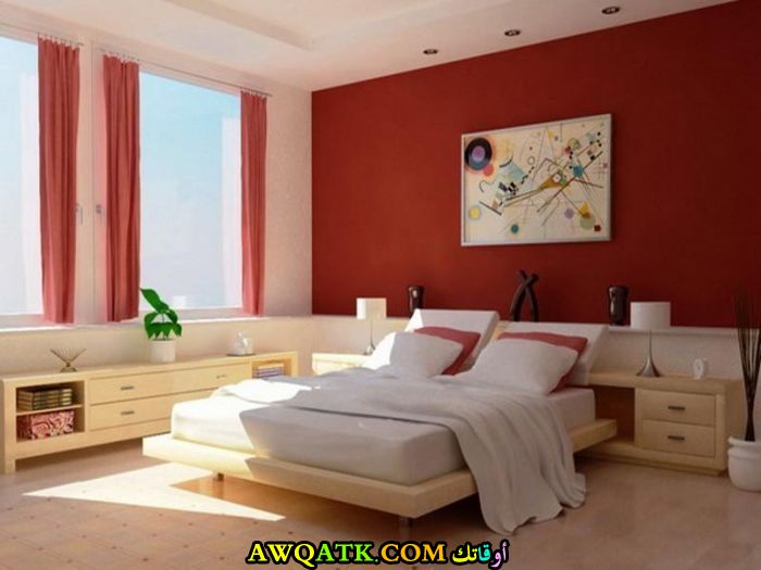 غرفة نوم حمراء جميلة وجديدة
