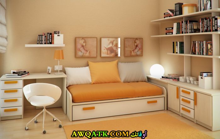 غرفة نوم برتقالية جميلة جداً