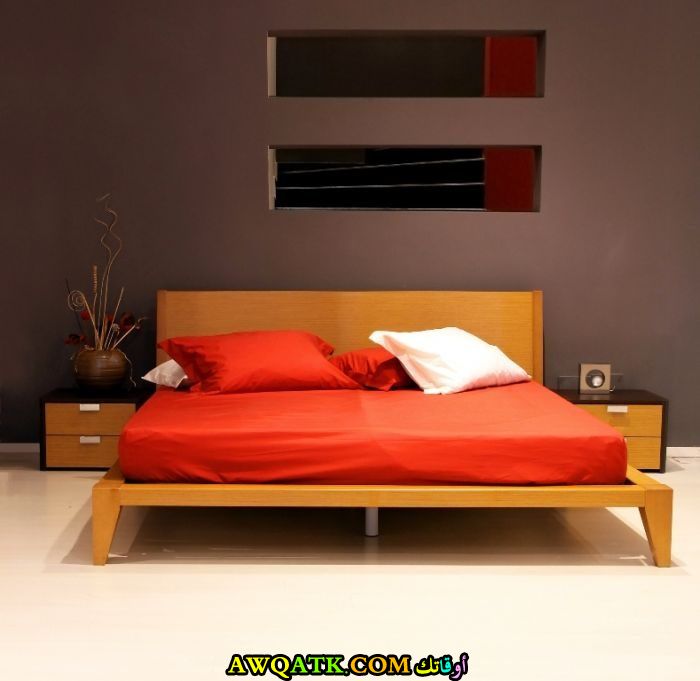 غرفة نوم برتقالية جديدة وجميلة