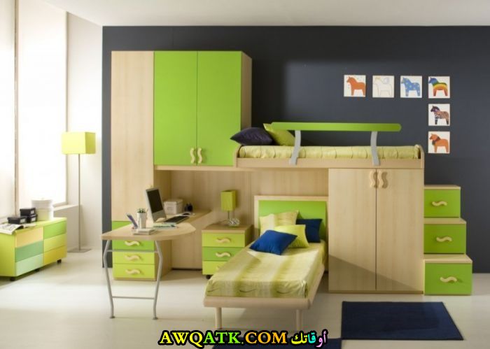 غرفة نوم خضراء جميلة وجديدة