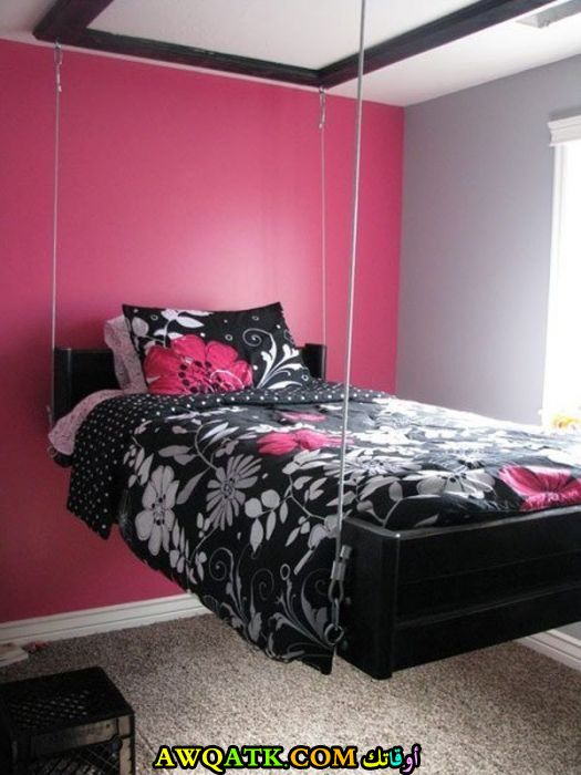 غرفة نوم مبتكرة باللون البينك