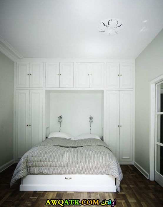 غرفةنوم في غاية الروعة باللون الأبيض