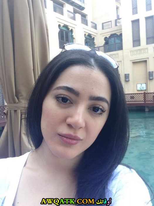 بوستر الفنانة السعودية أمينة العلي