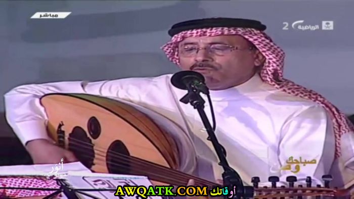 صورة للفنان حسين قريش في حفل