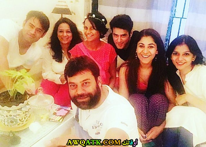 لعشاق الفنانة شاليني خانا صورة جميلة وجديدة